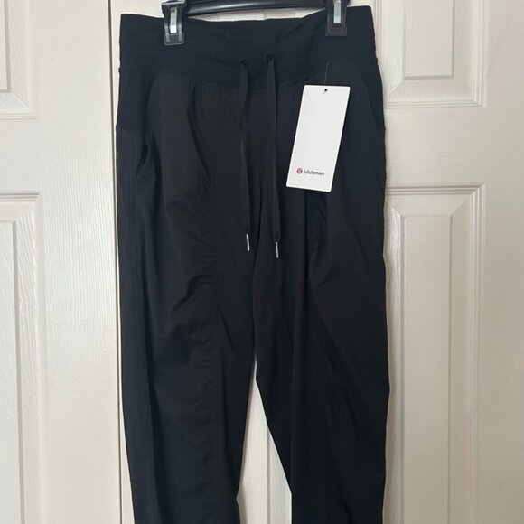 NWT Lululemon Dance Studio Mid-Rise Pant Regular - Picture 1 of 4